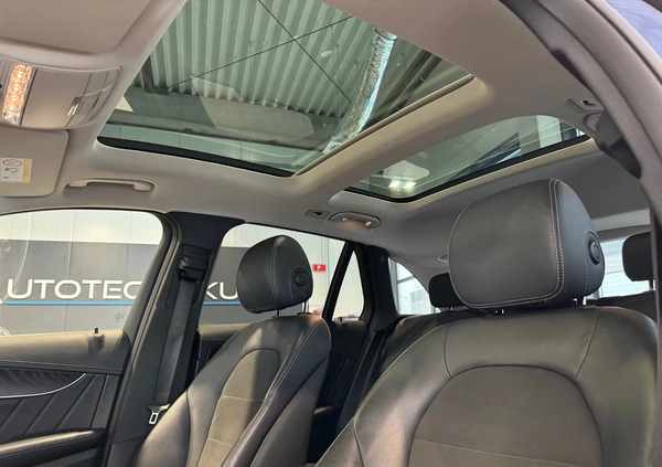 Mercedes-Benz GLC cena 134900 przebieg: 147350, rok produkcji 2017 z Rawicz małe 562